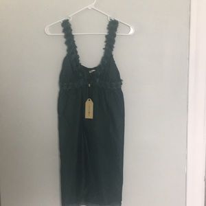 A green xs dress